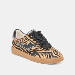 NEW DOLCE VITA Leather Notice Stitch Sneakers in tiger for women 0126 3t2